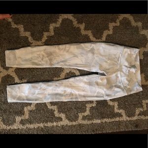 Wunder Under High-Rise Tight 25”